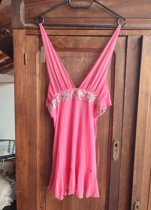 Nuisette rose avec string, marque: oulini, état: Neuf avec étiquette, taille: M / 38 / 10, 8,00 €, 9,10 € Protection acheteurs incluse