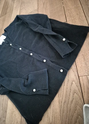 Gilet maille fine zara, marque: Zara, état: Très bon état, taille: 8 ans / 128 cm, 5,00 €, 5,95 € Protection acheteurs incluse