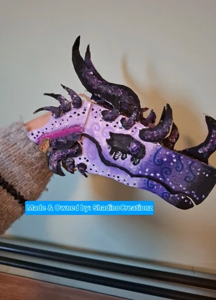 Galaxy themed cardboard dragon puppet, merk: Dragon, staat: Heel goed, maat: Universeel, € 7,00, € 8,05 inclusief Kopersbescherming