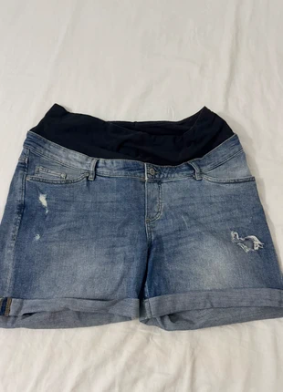 Short denim premamá H&M, marque: H&M, état: Très bon état, taille: XXL / 44 / 16, 2,00 €, 2,80 € Protection acheteurs incluse