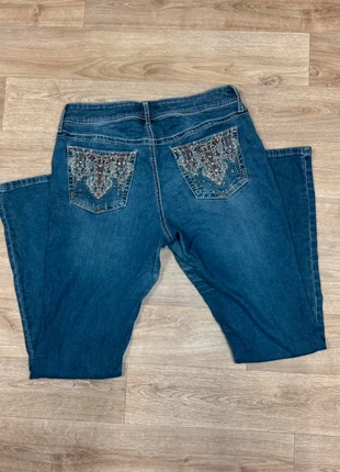 Women’s Vintage y2k low waisted Bootcut flare embroidered Jeans, brand: Apt. 9, condition: Very good, size: M / UK 12-14, £25.00, £26.95 includes Buyer Protection