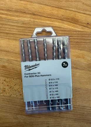 Milwaukee sds plus, brand: Milwaukee, condition: New with tags, €18.00, €19.60 includes Buyer Protection