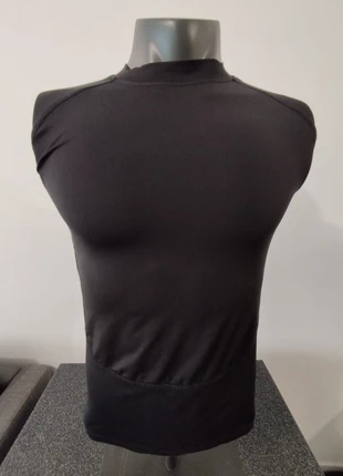 Haut technique Workout noir taille M – Bon Etat, brand: Workout, condition: Good, size: M, €6.00, €7.00 includes Buyer Protection