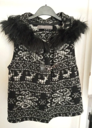 Gilet smanicato misto lana bianco e nero Zara donna con cappuccio in pelliccia taglia m, marca: Zara, estado: Muy bueno, tamaño: M / 38 / 10, 7,00 €, 8,05 € Protección al comprador incluida