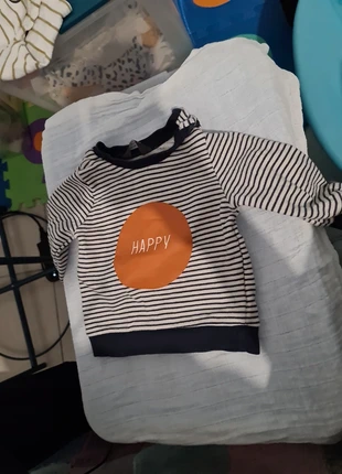 Sweat, brand: Primark, condition: Very good, size: 6-9 months / 68 cm, €1.50, €2.28 includes Buyer Protection