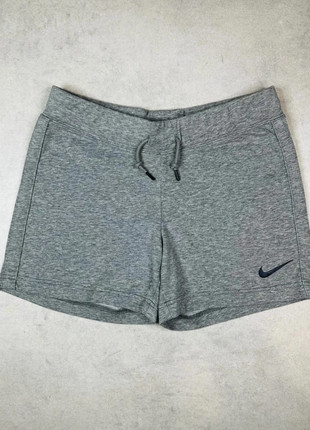 Short Nike court gris logo brodé bleu foncé taille S, brand: Nike, condizioni: Ottime, taglia: S / IT 40 / EU 36, €15.00, €16.45 include la Protezione acquisti