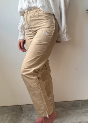 Pantalon parachute beige coupe-vent casual avec zip - Christian Moreau, marque: Christian Moreau, état: Très bon état, taille: XS / 34 / 6, 8,00 €, 9,10 € Protection acheteurs incluse