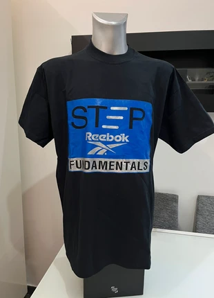 T-shirt Reebok uomo nera taglia XL, brand: Reebok, condizioni: Ottime, taglia: XL, €7.00, €8.05 include la Protezione acquisti