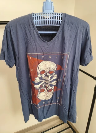 T shirt crane, brand: Cedar Wood State, condizioni: Discrete, taglia: M, €1.00, €1.75 include la Protezione acquisti