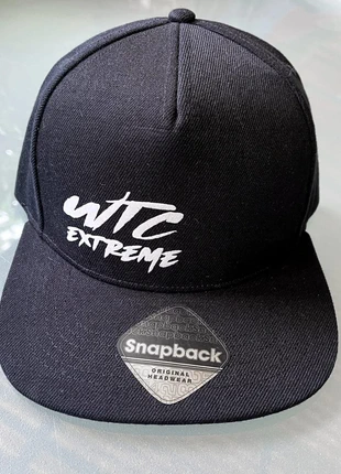 Casquette Snapback WTC Extreme – Noire – Neuve avec étiquette, marke: WTC extrême, zustand: Neu, mit Etikett, größe: Einheitsgröße, 10,00 €, 11,20 € inklusive Vinted-Käuferschutz