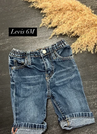 Levis Jeans, merk: Levi's, staat: Heel goed, maat: 3-6 maanden / 62 cm, € 5,00, € 5,95 inclusief Kopersbescherming