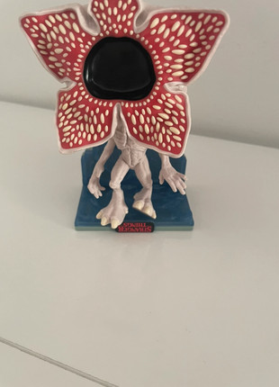 Demogorgone Stranger Things, marque: Stranger Things, état: Très bon état, taille: Taille unique, 5,00 €, 5,95 € Protection acheteurs incluse