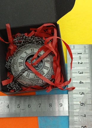 Montre à gousset, merk: luxe.fr, staat: Heel goed, maat: 47 mm & groter, € 5,00, € 5,95 inclusief Kopersbescherming Pro