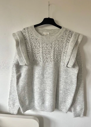 Pull gris clair chiné col rond- volants - effet tressée et ajourée - pull laine taille unique, marca: Boutique indépendante, estado: Muito bom, tamanho: Tamanho único, €13.00, €14.35 inclui Proteção do Comprador