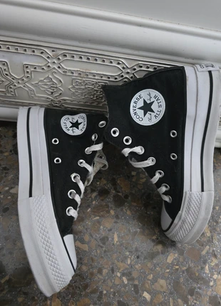 Converse plaraformas negras t 37, marca: Converse, estado: Muy bueno, tamaño: 37, 39,00 €, 41,65 € Protección al comprador incluida