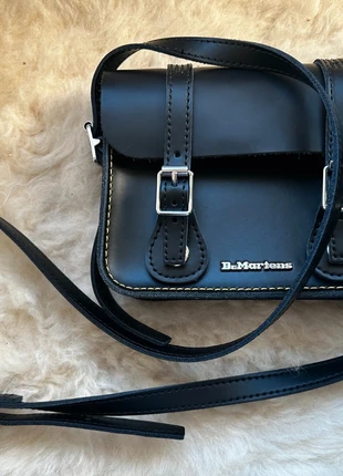 Dr. Martens crossbody, marca: Dr. Martens, estado: Nuevo sin etiquetas, 70,00 €, 74,20 € Protección al comprador incluida