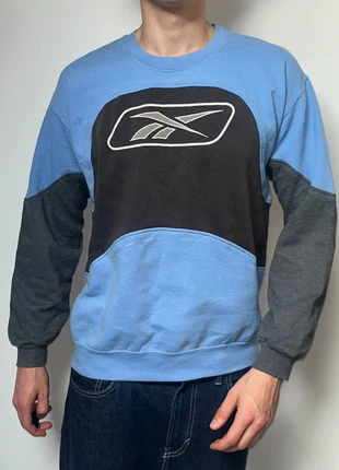 Sweat Reebok vintage Bleu et noir taille/M | Crewneck Reebok, marque: Reebok, état: Très bon état, taille: M, 37,00 €, 39,55 € Protection acheteurs incluse