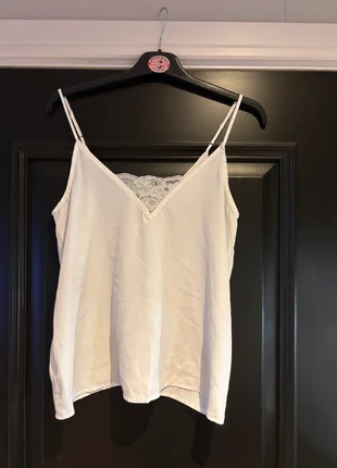 Hollister satin white cami with lace insert, brand: Hollister, condition: Very good, size: S / 8, £4.00, £4.90 includes Buyer Protection