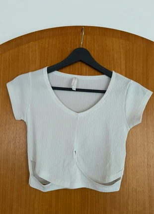 M Größe Weiß Bauchfreie Top, condizioni: Ottime, taglia: M / IT 42 / EU 38, €2.00, €2.80 include la Protezione acquisti