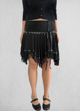 Y2k goth fairy lolita lace skirt, brand: Fairy, condizioni: Ottime, taglia: L / IT 44 / EU 40, €30.00, €32.20 include la Protezione acquisti Pro