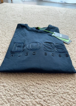 T-Shirt Manche Longue Hugo Boss en Coton, marque: Hugo Boss, état: Neuf avec étiquette, taille: L, 99,00 €, 104,65 € Protection acheteurs incluse