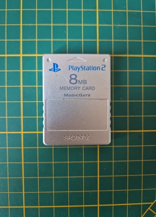 Carte mémoire Argenté PlayStation 2, marque: Sony, état: Très bon état, 7,00 €, 8,05 € Protection acheteurs incluse