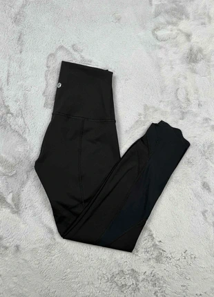 legging lululemon noir taille 4 | inserts mesh | maintien gainant | sport yoga running, marca: Lululemon, estado: Muito bom, tamanho: XS / 34 / 6, €49.90, €53.10 inclui Proteção do Comprador
