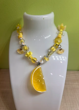 Kandi lemon necklace, brand: Alternative, condizioni: Buone, €7.00, €8.05 include la Protezione acquisti