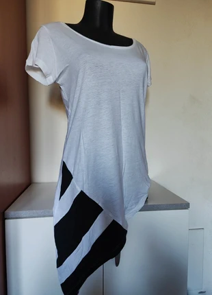 T-shirt Adidas, brand: adidas, condizioni: Nuovo senza cartellino, taglia: S / IT 40 / EU 36, €6.00, €7.00 include la Protezione acquisti