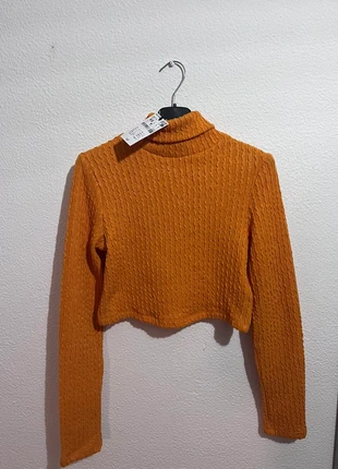 Camisola gola alta, marca: Kiabi, estado: Novo com etiquetas, tamanho: XS / 34 / 6, €6.00, €7.00 inclui Proteção do Comprador