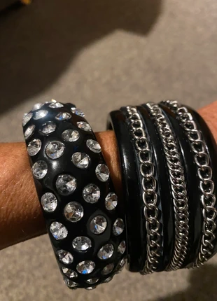 2 chunky black plastic bangles, condition: Very good, £2.00, £2.80 includes Buyer Protection