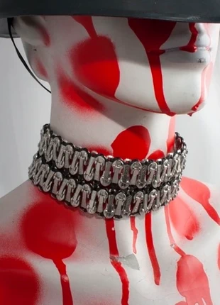 Collar de cremalleras / Necklace of zippers, marque: lola rota, état: Neuf avec étiquette, 45,00 €, 47,95 € Protection acheteurs incluse