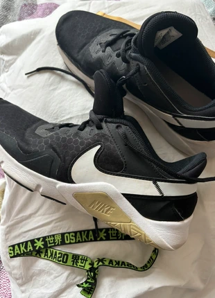 Basket de sport Nike 37/38, brand: Nike, condizioni: Buone, taglia: 37, €6.00, €7.00 include la Protezione acquisti