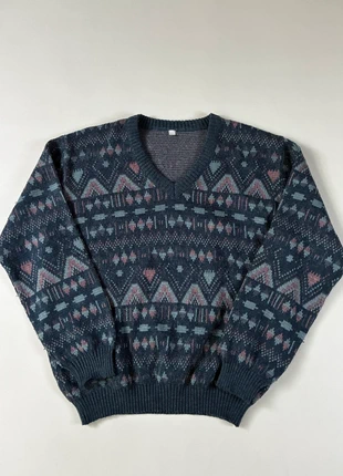 Pull col en V vintage à motif géométriques made in France, merk: Vintage Dressing, staat: Goed, maat: M, € 16,80, € 18,34 inclusief Kopersbescherming Pro