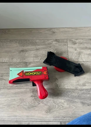 Jeu pistolet billet Monopoly, brand: Hasbro, condition: Very good, size: One size, €3.00, €3.85 includes Buyer Protection