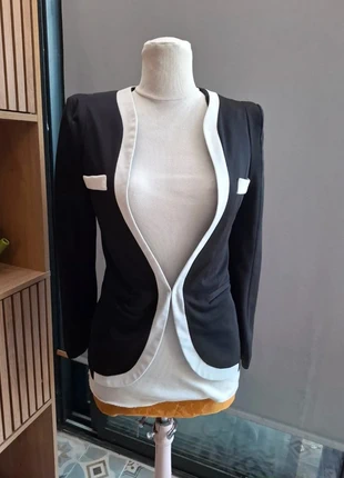 🤍Liseré Blanc Saisissant Le Blazer Élégant qui ne passe pas inaperçu., brand: Vintage Dressing, condition: Good, size: S / 36 / 8, €26.00, €28.00 includes Buyer Protection