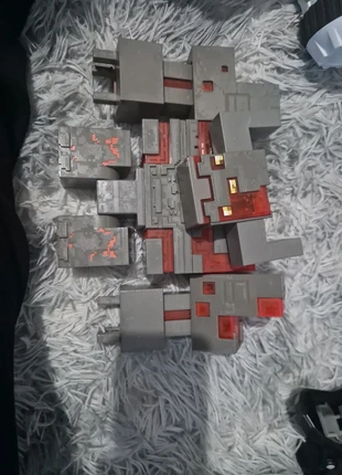Minecraft Dungeons:Redstone Monstrosity, brand: Minecraft, condition: Very good, size: One size, £12.00, £13.26 includes Buyer Protection