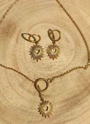 Lot collier et boucles d'oreilles à pendentifs cœurs sacrés scintillants, ex-voto - Acier inoxydable, brand: ZAG, condition: Very good, €18.00, €19.60 includes Buyer Protection Pro