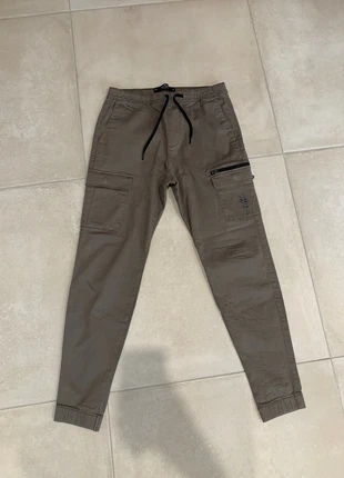Pantalon Skinny Cargo Hollister, marque: Hollister, état: Neuf sans étiquette, taille: S, 3,00 €, 3,85 € Protection acheteurs incluse