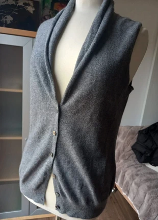 Chaleco de cachemir FFC, merk: FFC, staat: Goed, maat: M / 38 / 10, € 12,00, € 13,30 inclusief Kopersbescherming