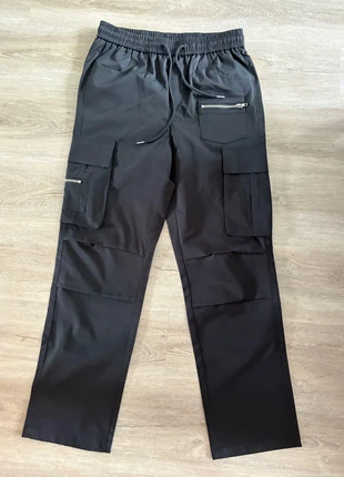 Zwarte mannen broek, merk: spijkerbroek, staat: Heel goed, maat: S, € 35,00, € 37,45 inclusief Kopersbescherming