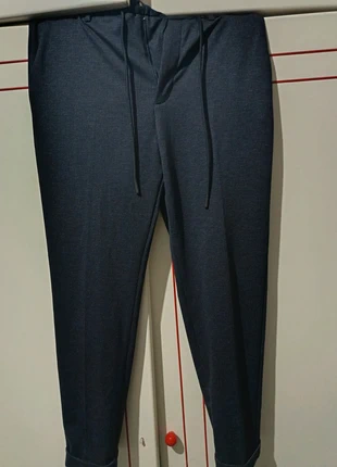 Pantalone united color of Benetton Indossato poche volte, ottima vestibilità, marque: Benetton, état: Neuf sans étiquette, taille: W38 | FR 48, 10,00 €, 11,20 € Protection acheteurs incluse