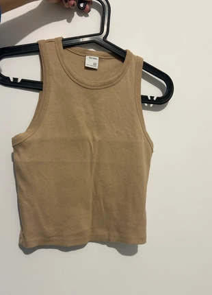Crop Top, merk: Bershka, staat: Nieuw zonder prijskaartje, maat: M / 38 / 10, € 2,50, € 3,33 inclusief Kopersbescherming