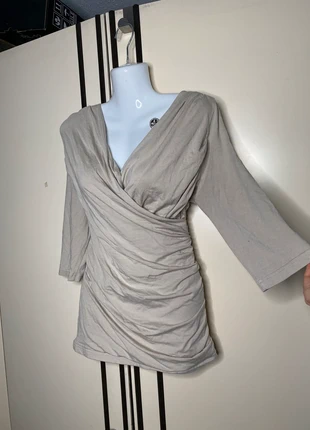 🔥Gorgeous Woman blouse With drapery, marque: Rozes of Avalon, état: Très bon état, taille: M / 38 / 10, 12,99 €, 14,34 € Protection acheteurs incluse