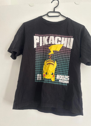 Jonges pokmon tshirt, marque: Zara, état: Bon état, taille: 12 ans / 152 cm, 3,00 €, 3,85 € Protection acheteurs incluse