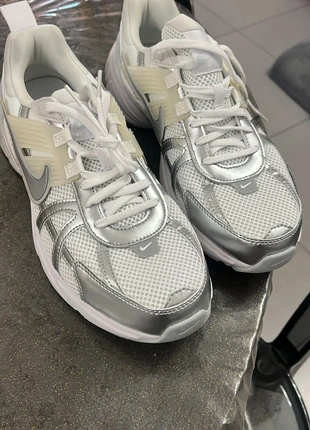 Nike V2k Run, marque: Nike, état: Neuf sans étiquette, taille: 44,5, 49,99 €, 53,19 € Protection acheteurs incluse