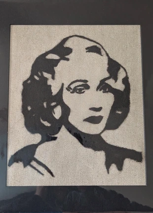 Needle felted silhouette portraits, condition: Very good, £25.00, £26.95 includes Buyer Protection