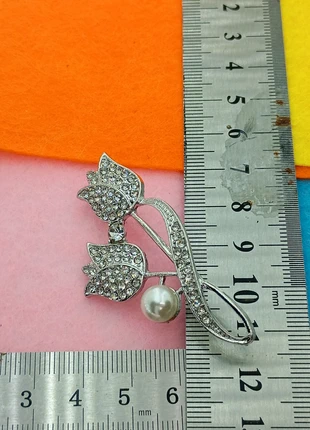 Broche, brand: luxe.fr, condition: Very good, €5.00, €5.95 includes Buyer Protection Pro
