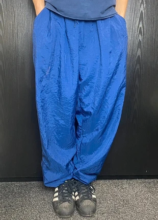 Vintage 90’s Nike cuffed nylon baggy tracksuit bottoms, brand: Nike, condition: Good, size: XL, £17.00, £18.55 includes Buyer Protection