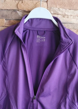Chaqueta deportiva Lefties morada talla M, marca: Lefties, estado: Nuevo sin etiquetas, tamaño: M / 38 / 10, 10,00 €, 11,20 € Protección al comprador incluida